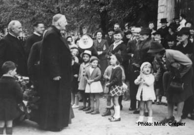 Visite du Cardinal Gerlier à Salles
